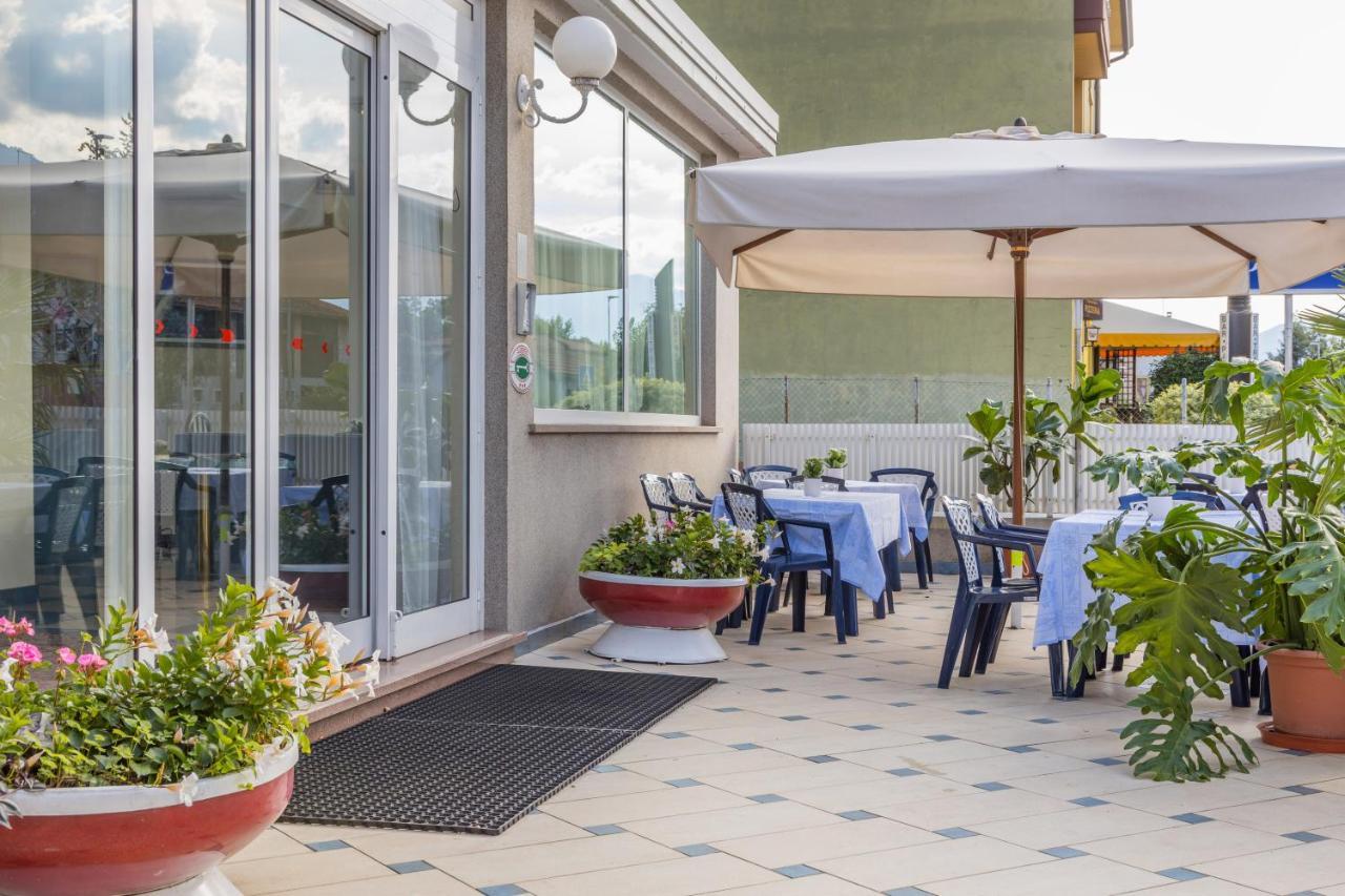 Aviano Palace Hotel Екстер'єр фото
