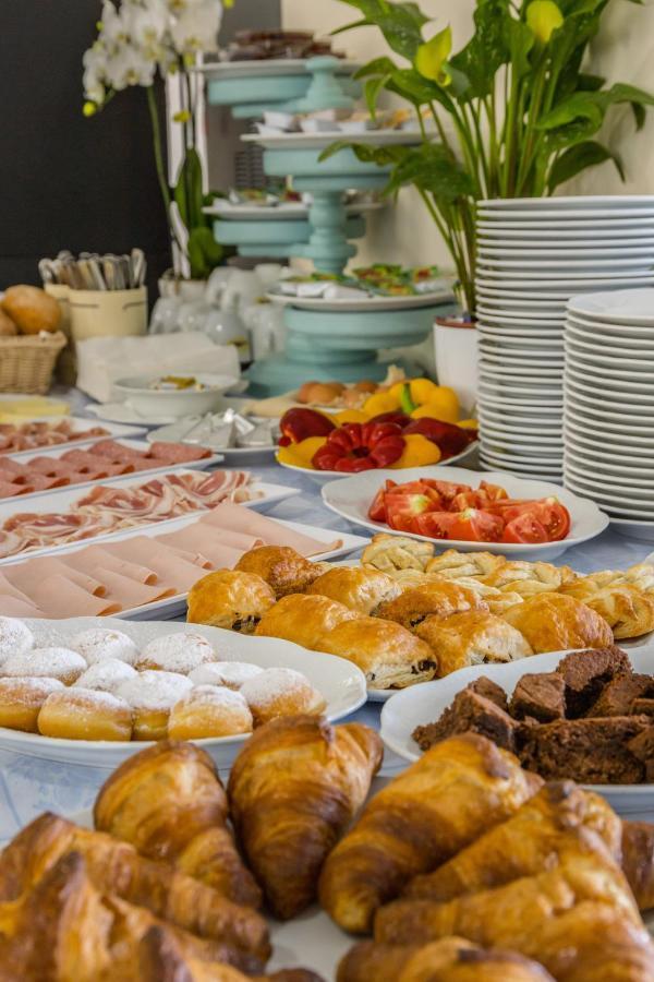 Aviano Palace Hotel Екстер'єр фото