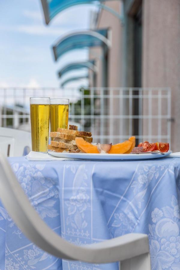 Aviano Palace Hotel Екстер'єр фото