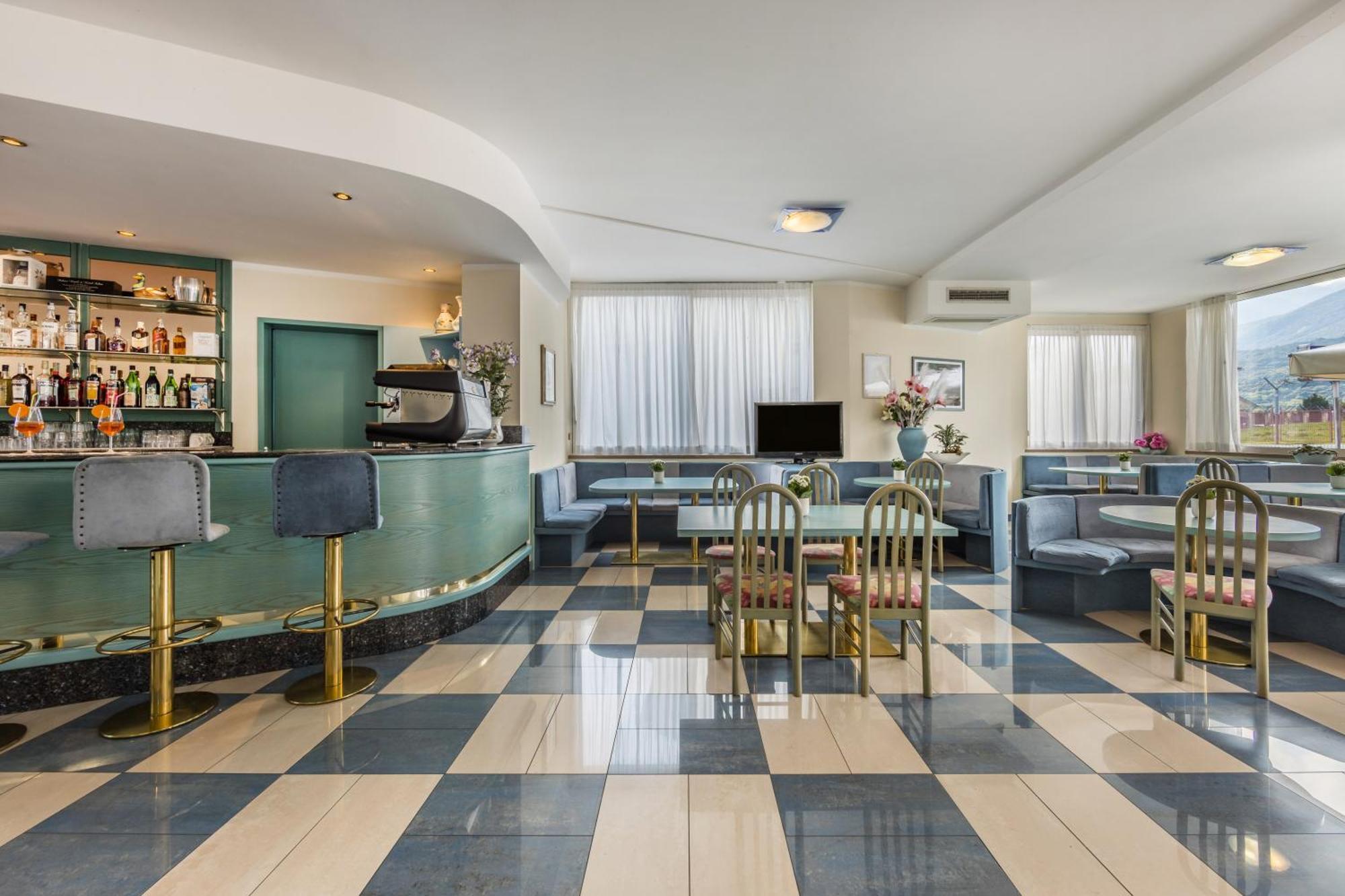 Aviano Palace Hotel Екстер'єр фото